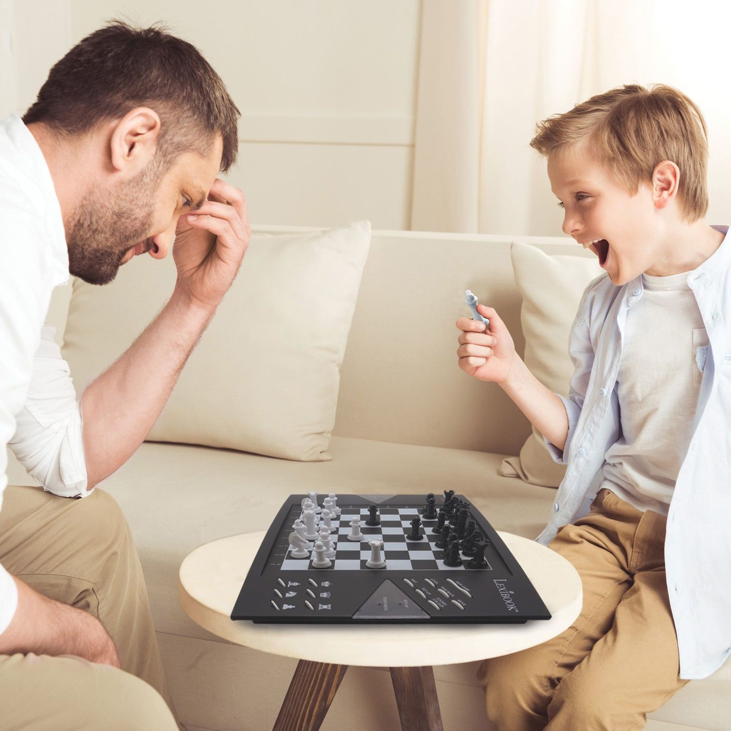 ChessMan® Elite - Ηλεκτρονικό Σκάκι με 64 Επίπεδα Δυσκολίας και LED Ενδείξεις CG1300