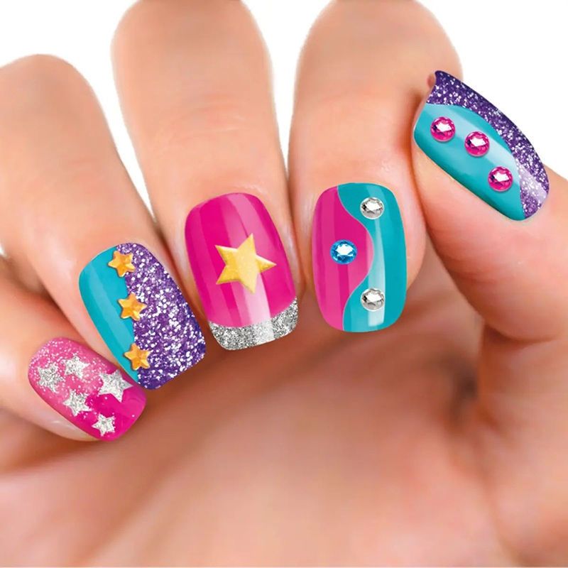 Glam and Go Beauty Caddy - Βαλιτσάκι Μακιγιάζ με Σκιές, Λιπ Gloss & Nail Art - 8+ Ετών Lexibook CRSS24